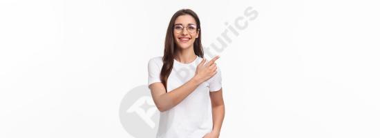 Waist up portrait of a friendly attractive young woman wearing glasses, giving advice and recommending something, ideal for marketing and promotion.